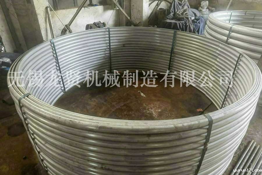 半圆管受什么影响作用