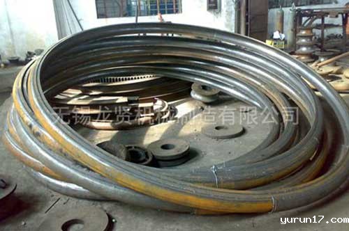 半圆管当中的弯曲成型工艺